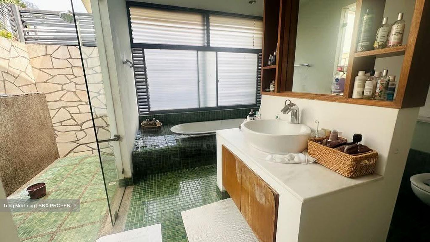 Jalan Pari Burong (D16), Semi-Detached #632944921